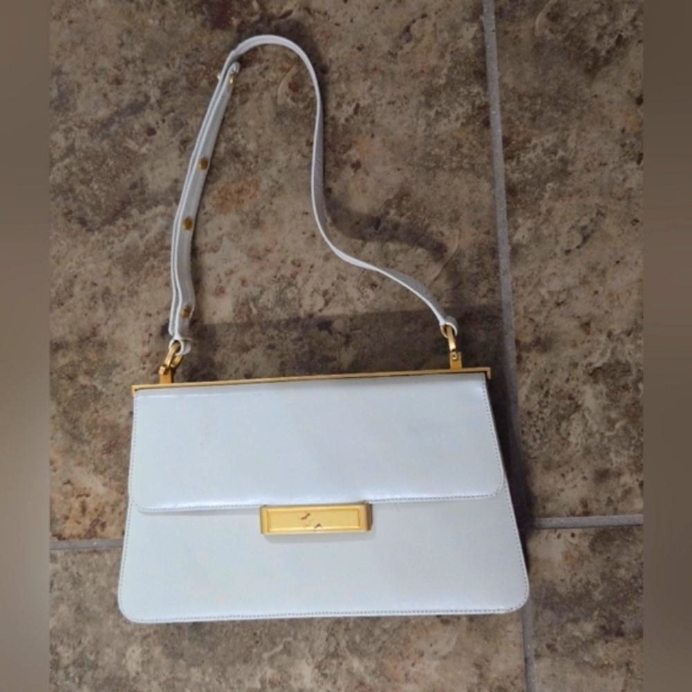 Vintage Salvatore Ferragamo Cream and Gold Shoulder Bag